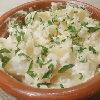 Patatas Bravas Con Alioli