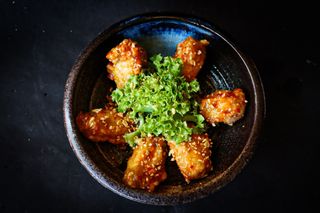 Cánh Gà Chiên Bơ Tỏi (6szt)