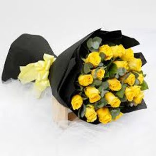 20 yellow roses