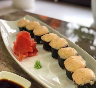 Запеченный сырный ролл