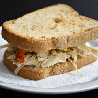 Sandwich Pollo y Gambas Especial