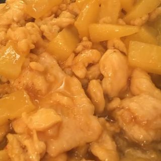 Pollo con piña