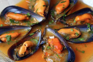 Mejillones A La Marinera