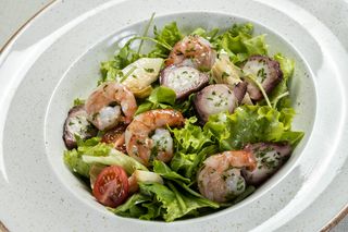 Зелена със скариди (380г)