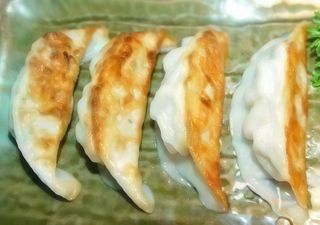 7. Gyoza (4 uds)