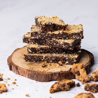 Протеиново барче с пълнозърнести бисквити (50г)