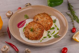 Куриные котлеты с пюре из молодого картофеля (300 гр.)