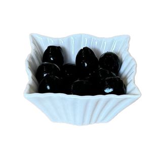შავი ზეთისხილი დაჭრილი