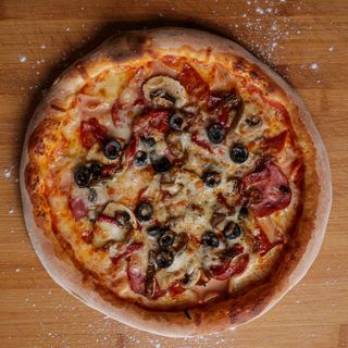 Pizza Rústica Familiar