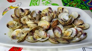 21.Almejas a la plancha