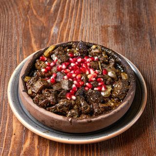 ხბოს ცხელი კუჭმაჭი მეგრულად კეცზე