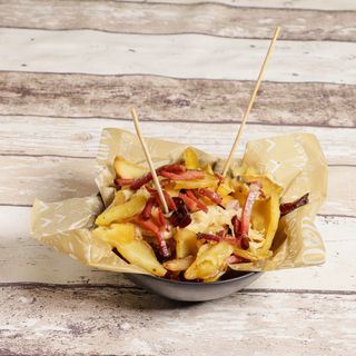 Patatine con speck e parmigiano