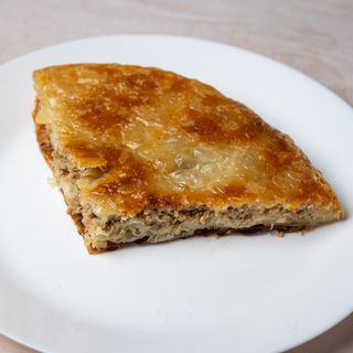 Burek sa mesom
