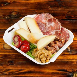Tagliere antipasto abruzzese (per due persone)