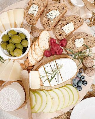 Aggiunta di formaggi misti