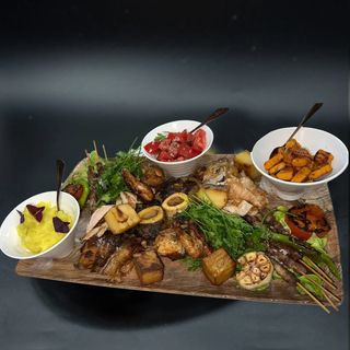 Platou Gallo Nero