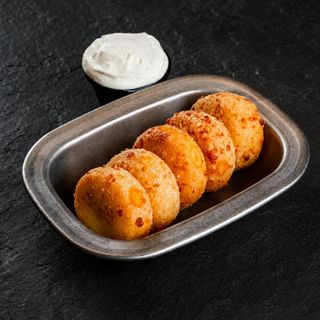 AREPITAS FRITAS CON NATA CRIOLLA (5UND)