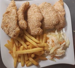 Kurczak w cieście sezamowym