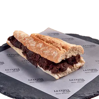 Bocadillo de Morcilla con cebolla frita