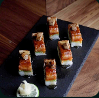 Maki Oshi De Anguila Con Foie