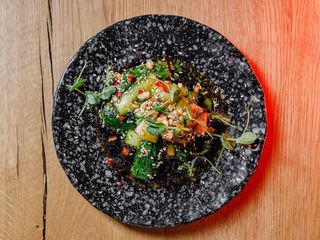 Слабосолені биті огірки (150g)