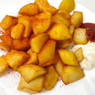 Patatas bravas