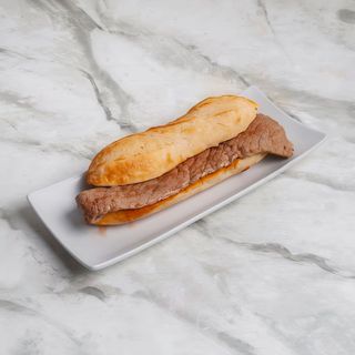 Bocadillo De Pepito De Ternera