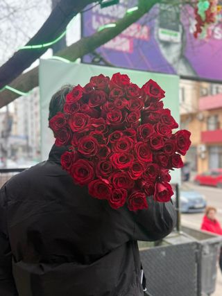 #14 51 ვარდი