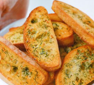 Гренки с чесноком (3 шт.)