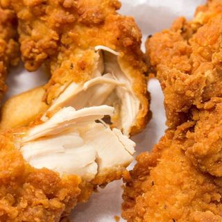 CRISPY STRIPS 5 BUC + CARTOFI