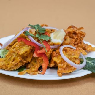 Onion bhajia