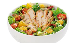 Sałatka z kurczakiem