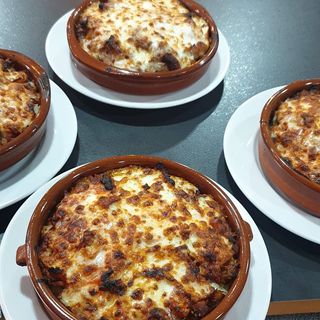 Kebab Al Horno Con Café O Backlava A Elegir 