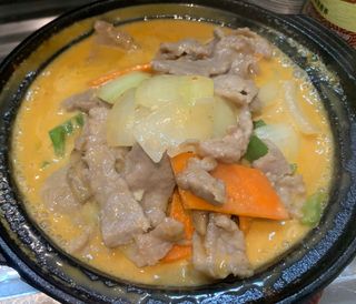 Ternera Con Salsa Curry Rojo红咖喱牛