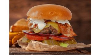 Legendary Cheese & Bacon Burger