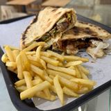 Makloub Cheesy Chicken