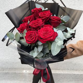 წითელი ვარდები № 9 1039