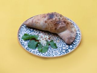 Pizza Calzone Relleno (30 Cm.)