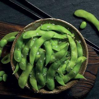 Portion Japanese soy beans
