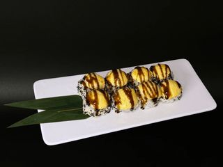 Запечений Sake рол (380g)