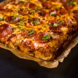 Deep Sweet Pepperoni (Deep Pizza).