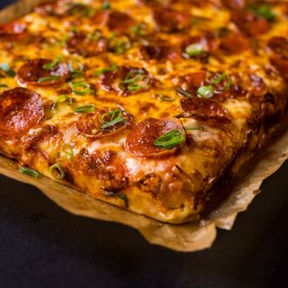 Deep Sweet Pepperoni (Deep Pizza).