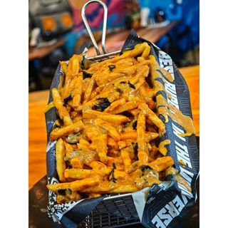 ANIMAL STYLE LOADED FRIES 400g