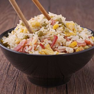 Arroz frito tres delicias