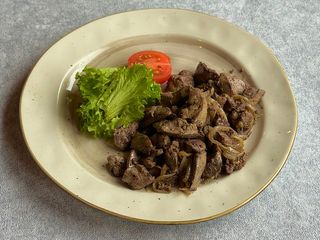 Куряча печінка  смажена з цибулею (200г)