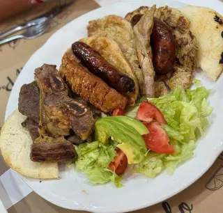 Parrillada De Carnes (Para 2 Personas)