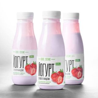 Йогурт "Полуниця", ТМ "Своє. Свіже", 300мл (54137)