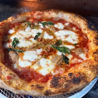 Margherita con tonno