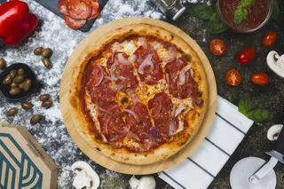 Pizza Esposiva Piccante
