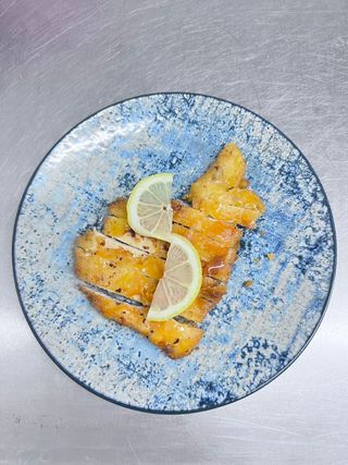 36 Pollo Con Salsa Limón